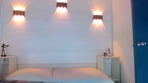 Snapshot of molly_spears chatting on 03.08.25 Molly Spears online show from 03.08.25