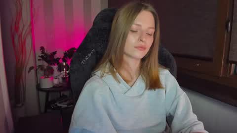 Snapshot of mollydangerous chatting on 04.29.26 Taisha online show from 04.29.26