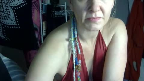 Snapshot of mollyfourtune chatting on 12.26.24 molly fourtune online show from 12.26.24