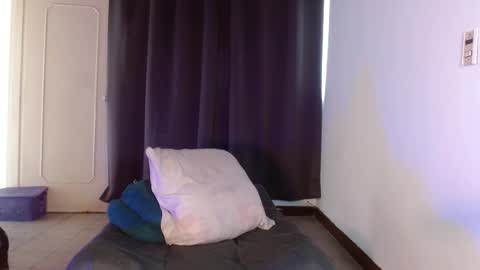  MOLLY  GUNSG online show from 05.23.26