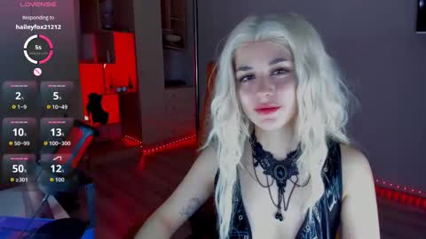 Molly online show from 12.13.25