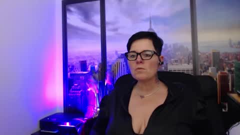 MollySun Nina Randmann online show from 12.21.24