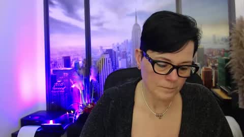 MollySun Nina Randmann online show from 03.11.25