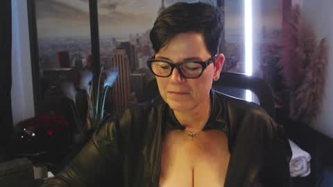 MollySun Nina Randmann online show from 10.02.25