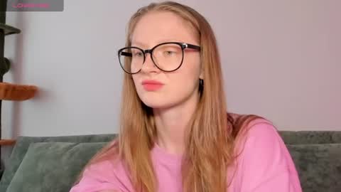 Snapshot of mollytucker chatting on 07.12.26 mollytucker online show from 07.12.26