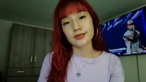 Snapshot of mollywalter chatting on 06.23.26 mollywalter online show from 06.23.26
