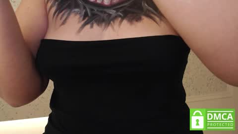  Molly  Join my social networks    online show from 10.30.25