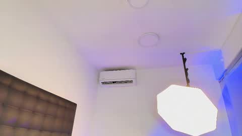 mollywoodd online show from 02.12.26