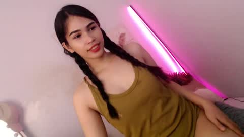 MOMIKHEM online show from 07.22.26