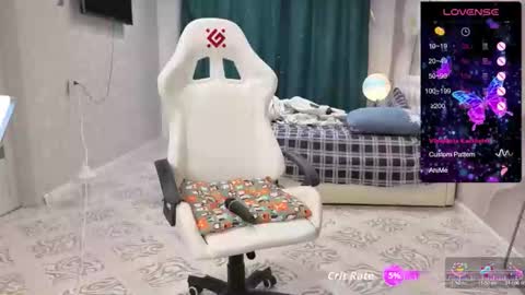 MommmY  online show from 10.05.25