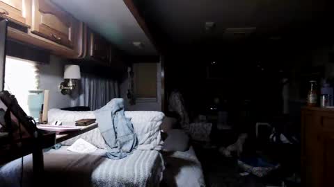 Mommys Edge Camp online show from 08.02.26