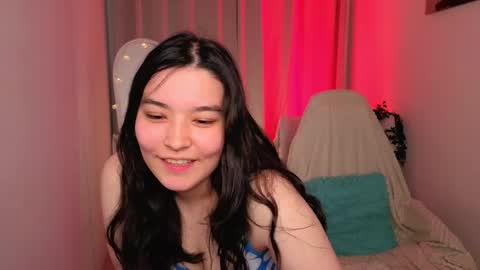 Snapshot of momorins chatting on 05.17.26 Momo online show from 05.17.26