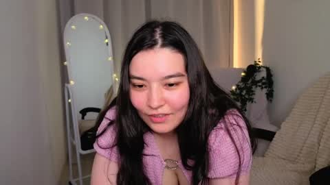 Snapshot of momorins chatting on 05.19.26 Momo online show from 05.19.26