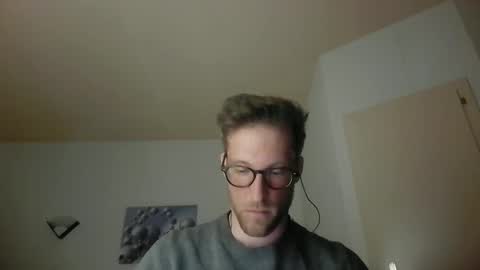 moms_little_monster online show from 12.15.24