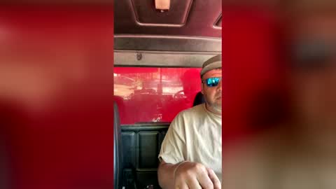 justTHEit online show from 04.10.26