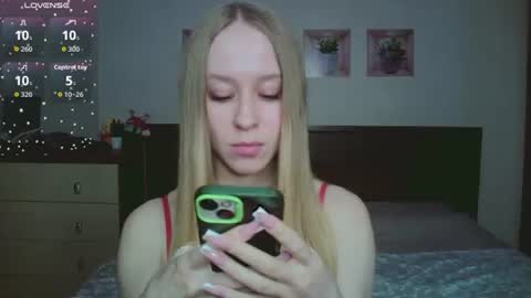 Snapshot of mona__liza chatting on 02.12.26 Mona online show from 02.12.26