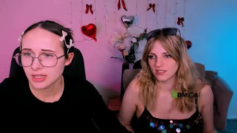 Mona  online show from 04.13.26