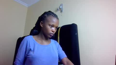 Mona online show from 10.07.25