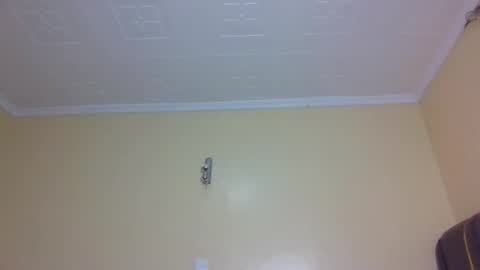 Mona online show from 11.04.25