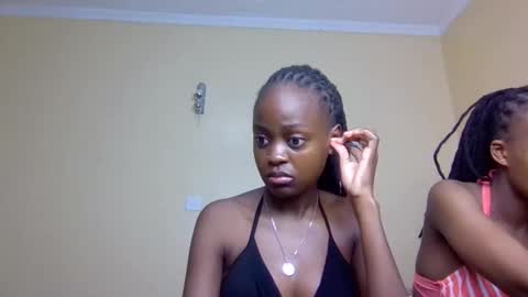 Mona online show from 11.07.25