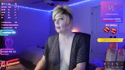 Snapshot of mona_the_milf chatting on 01.14.26 Lutsen......rebranding online show from 01.14.26