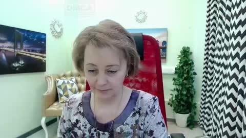 Snapshot of mona_w chatting on 03.20.26 Mona online show from 03.20.26