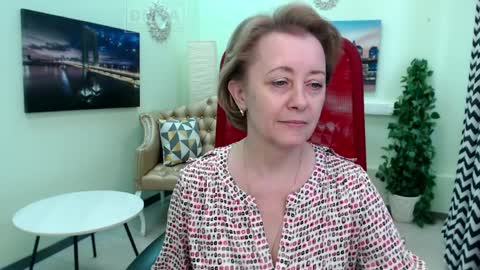 Snapshot of mona_w chatting on 03.27.26 Mona online show from 03.27.26