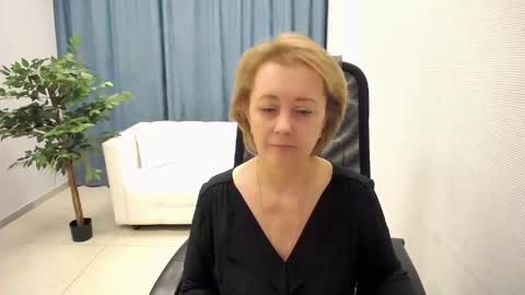 Mona online show from 05.06.26