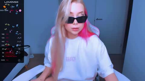   online show from 03.11.25