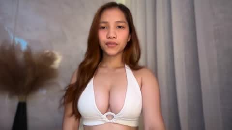 Snapshot of mondragon_x chatting on 07.25.26 cassy online show from 07.25.26