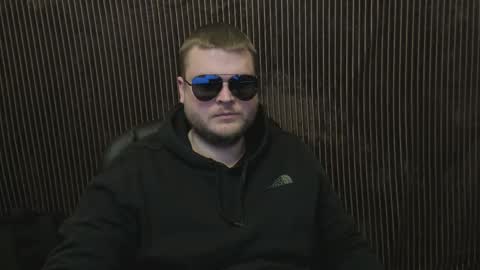 Snapshot of moneycumshot chatting on 02.24.26 Alex online show from 02.24.26