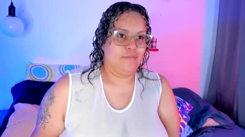 Snapshot of monica_bbw_ chatting on 01.28.25 aleja independent model online show from 01.28.25
