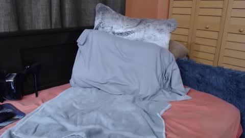 Monica Leigh online show from 12.16.25