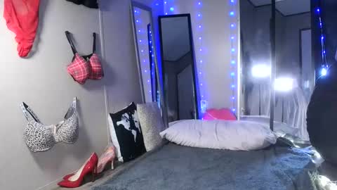 Monica online show from 05.27.26