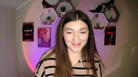 Snapshot of monica_sweets chatting on 09.25.25 sweet girl and shine body online show from 09.25.25