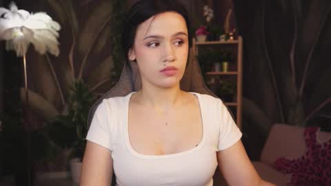 Snapshot of monicafarmer chatting on 05.15.26 monica online show from 05.15.26
