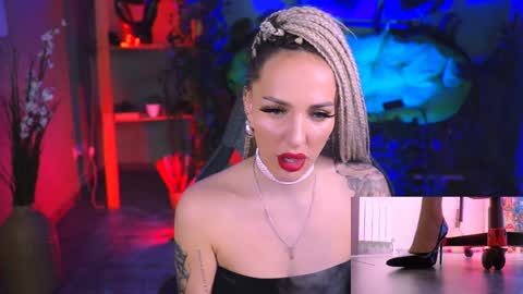 Monika online show from 02.06.25