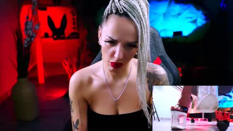 Monika online show from 02.25.25