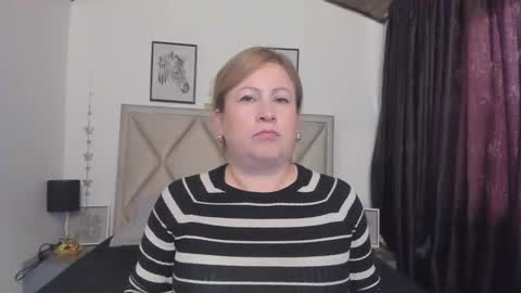 Snapshot of monicapink_ chatting on 02.02.26 Mony online show from 02.02.26