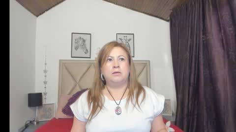 Snapshot of monicapink_ chatting on 02.09.26 Mony online show from 02.09.26