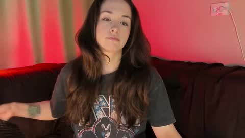 Snapshot of monicarocket chatting on 09.23.25 Monica online show from 09.23.25