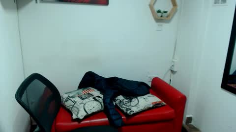 monserrat_diva online show from 03.04.26