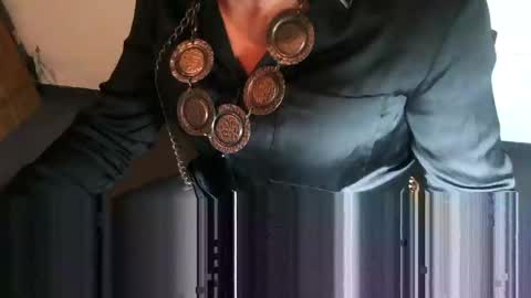 Snapshot of montero81 chatting on 03.02.25 Sabrina online show from 03.02.25