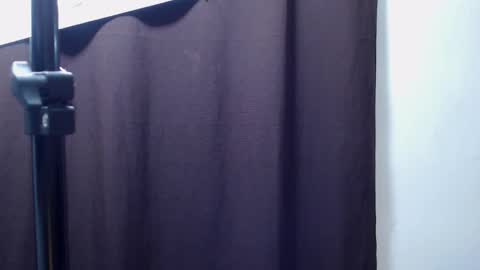 moon_and_fire_ online show from 11.17.25