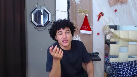 moon_and_fire_ online show from 01.08.26