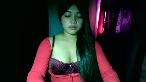 Snapshot of moon_of_desirexx chatting on 10.19.25 Joy online show from 10.19.25