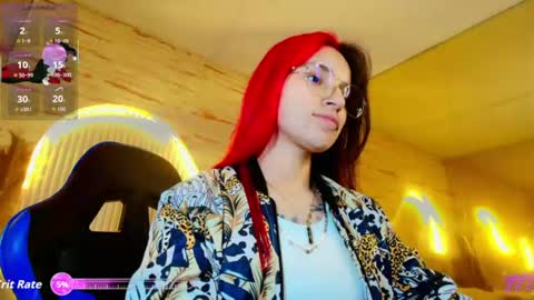 Snapshot of moon_red_r chatting on 06.16.26 Moon online show from 06.16.26