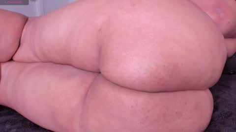 Snapshot of moon_swt_ chatting on 02.26.25 Luna online show from 02.26.25