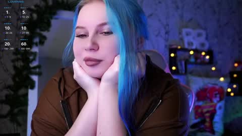 Snapshot of moon_valkyriie chatting on 01.22.25 Emilia online show from 01.22.25