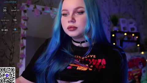 Snapshot of moon_valkyriie chatting on 02.22.25 Emilia online show from 02.22.25